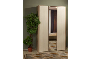 Трехстворчатый шкаф для одежды СЛ-7 Лацио с зеркалом